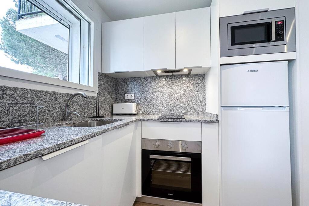 Can Romy Appartement T3 B - A 20M De La Plage De Cala Montgo L' Escala Екстериор снимка